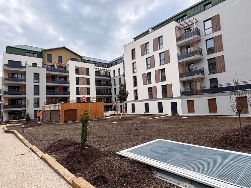 Aménagement paysager de la résidence Cosécante à Maurepas – Groupe Pierreval immobilier